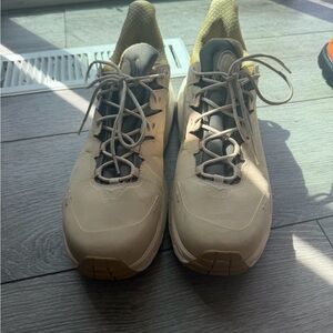 Hoka One One Men's Tan and Gray KAHA 2 Sneakers